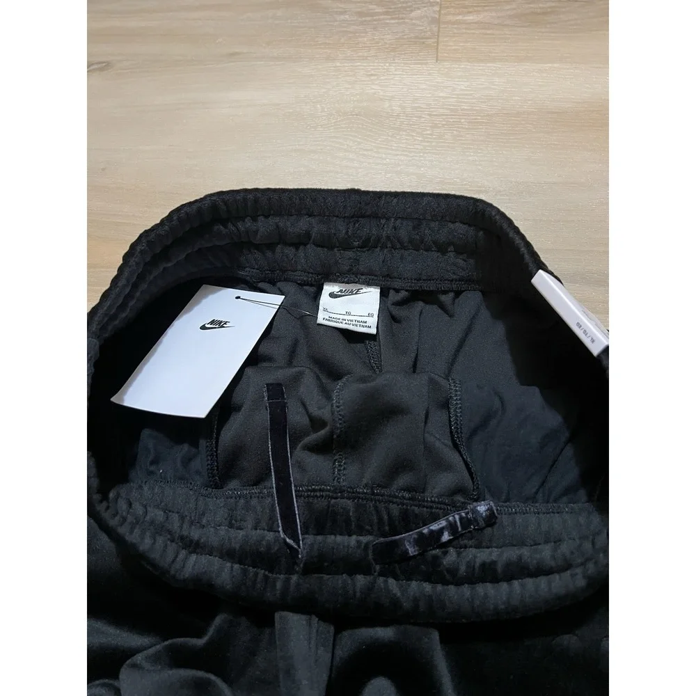 Nike Sportswear Girl's Size‎ XL Black Logo Velour Slim Fit Athletic Jogger Pants
